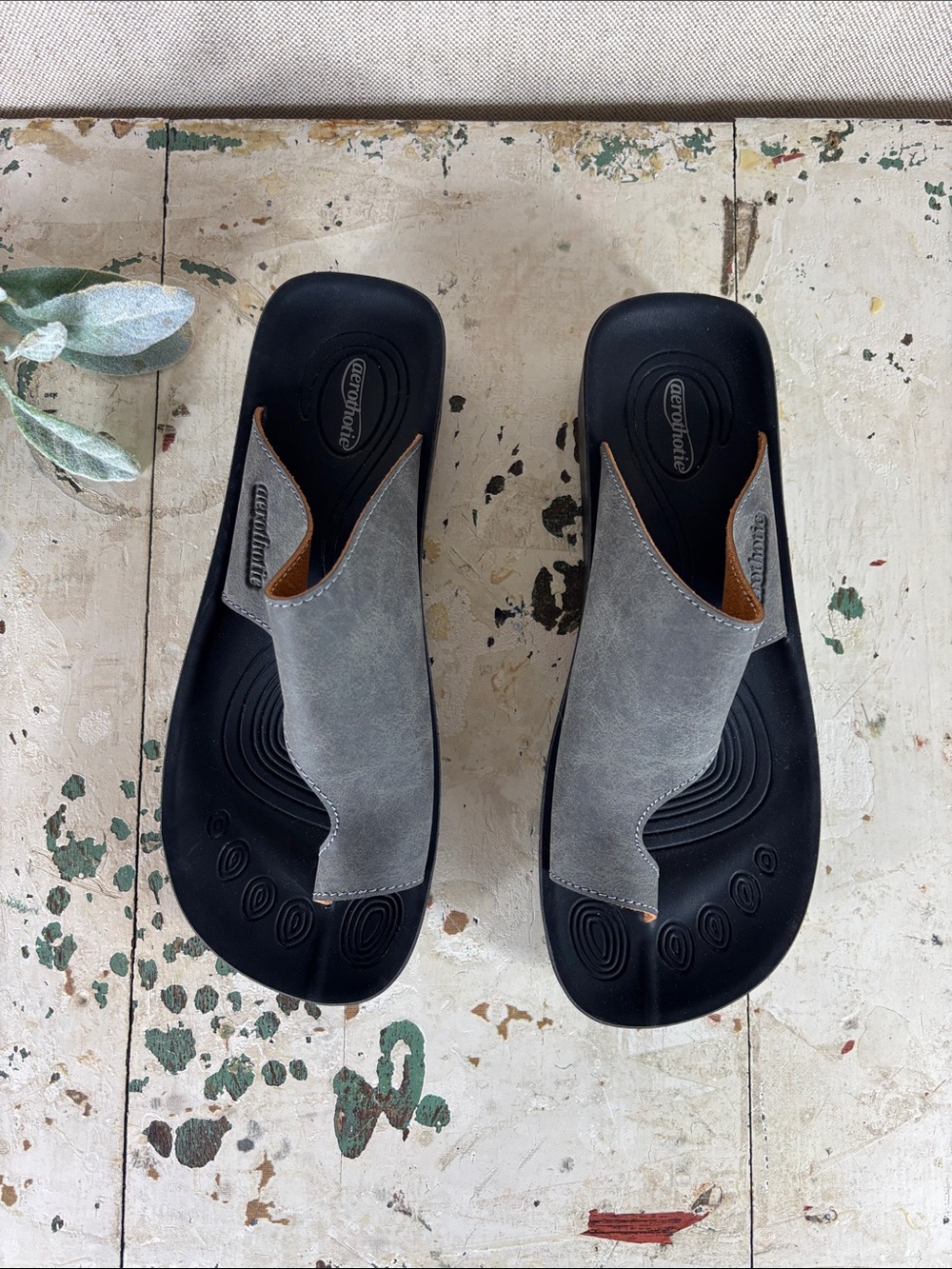 Aerothotic > Slip on Leather Top Sandal 38/7.5 - Picture 2 of 8